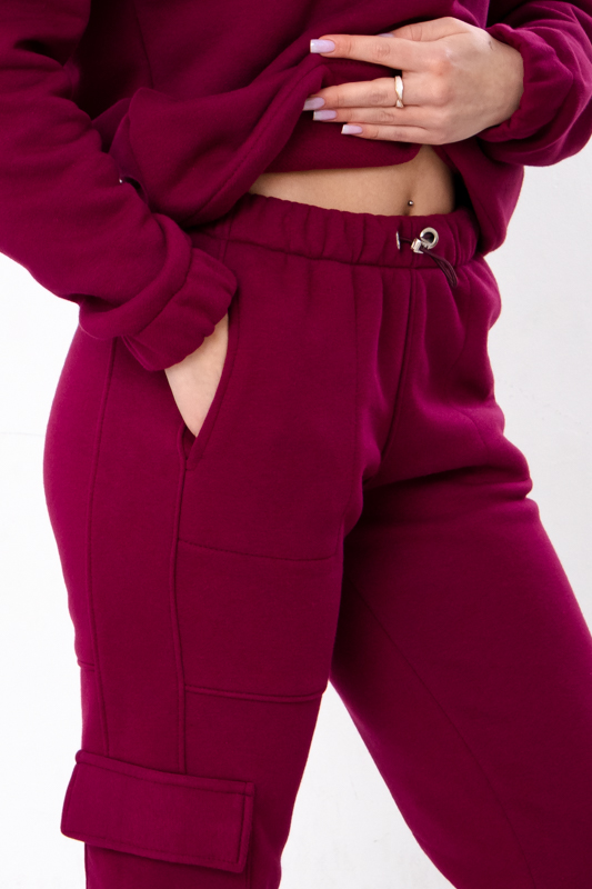 Костюм жіночий